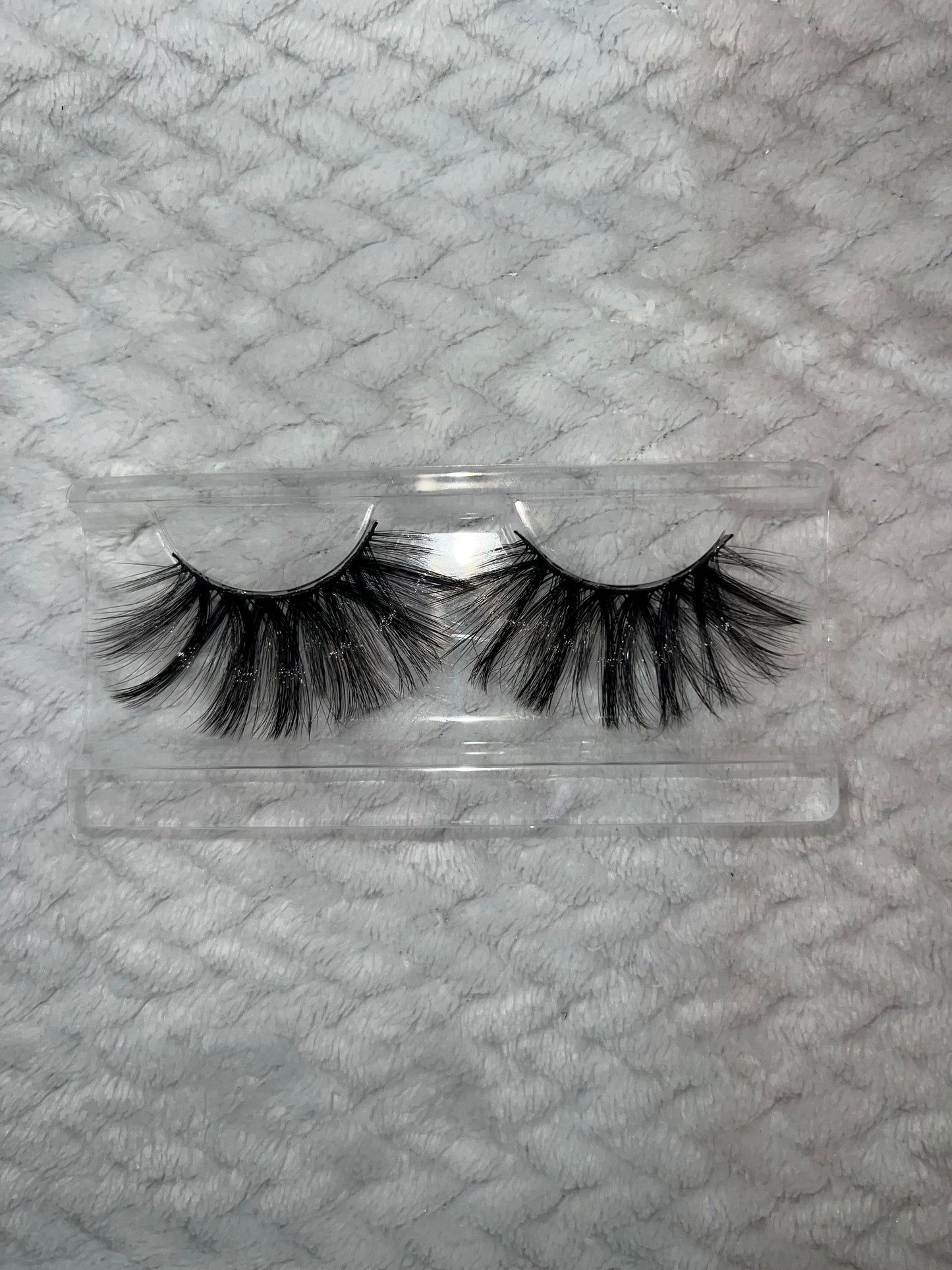 Date Night Faux Mink Lashes | DaRoyal Way