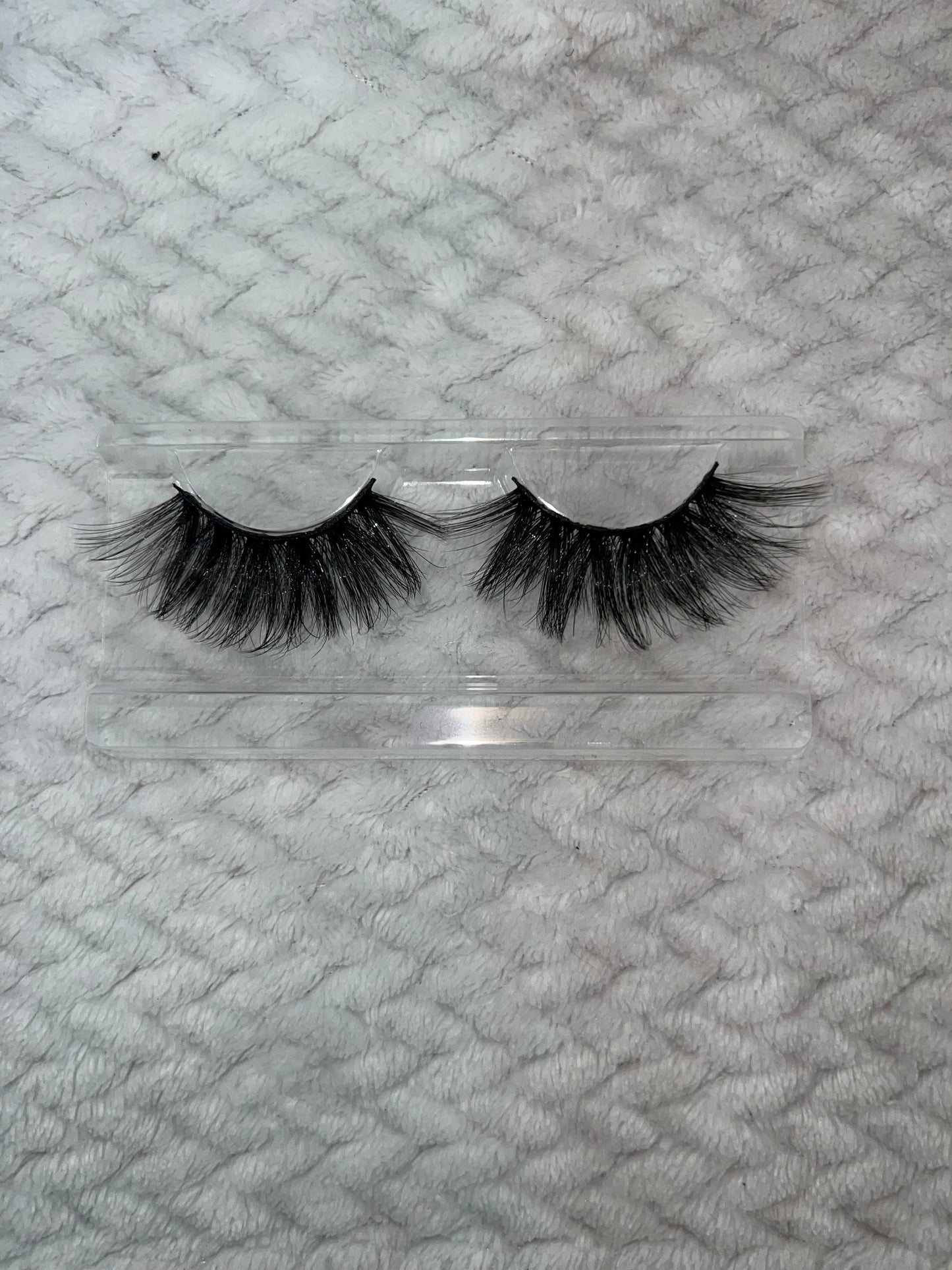 Victory Faux Mink Lashes | DaRoyal Way Boutique